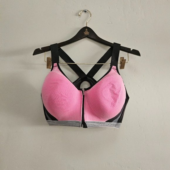 Victoria's Secret Other - Victoria Secret VSX Sports Bra size 38DD New great condition